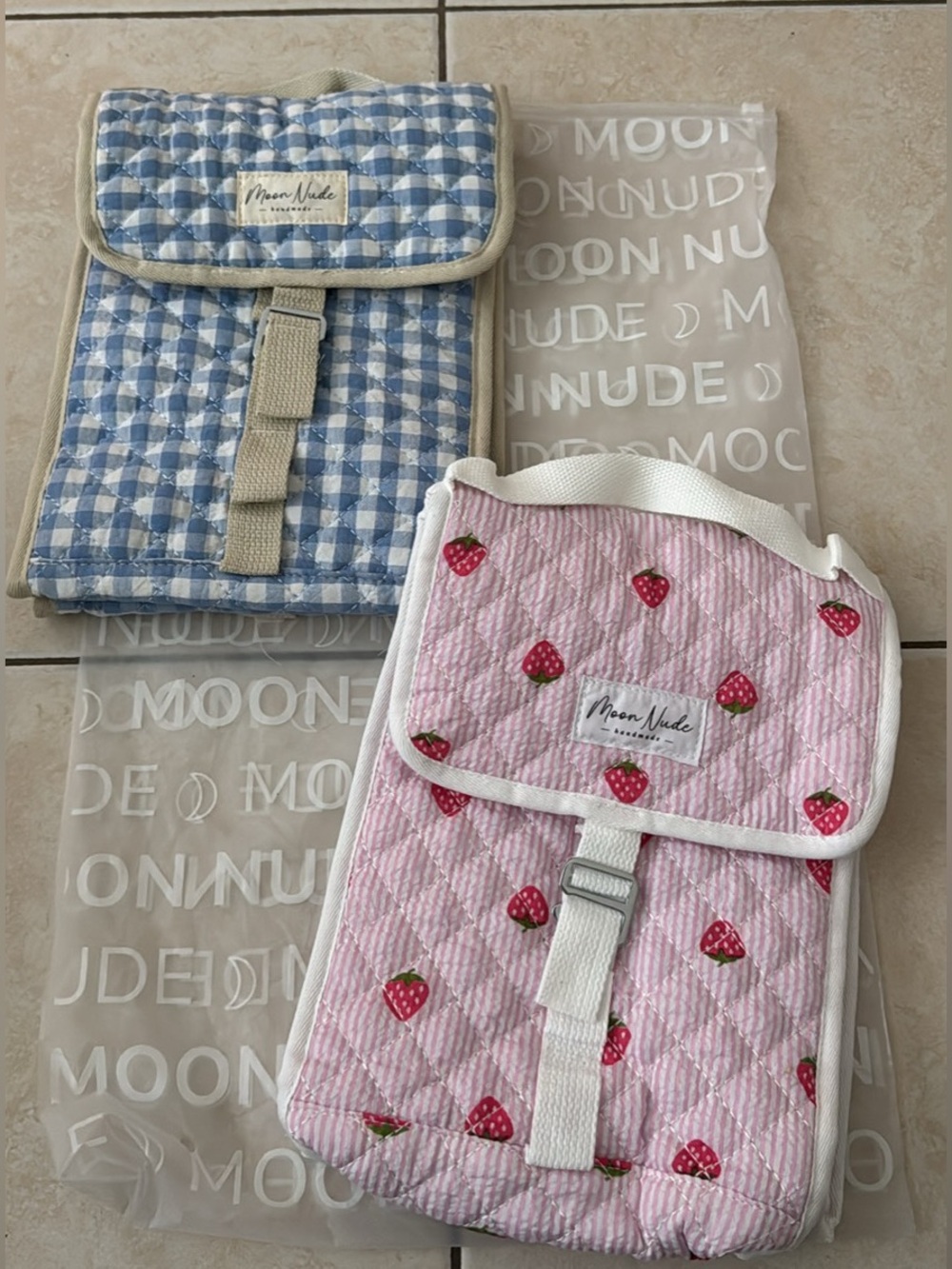 Moon Nude Kids Quilted Strawberry Print Pink/Azure Lunch Box
